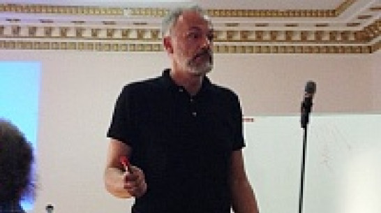 Продюсер Найка Борзова и «Маши и Медведей» рассказал воронежским музыкантам, как подключиться к «небесной розетке»