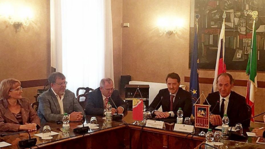 Глава Воронежской области подписал соглашение о сотрудничестве с президентом Венето