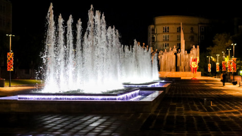 Высота струй фонтана на площади Победы в Воронеже будет зависеть от дня недели