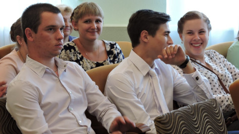 Выпускники педуниверситета защитили дипломы в Кантемировском районе