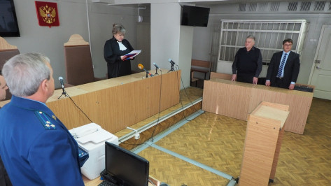 Воронежский суд пустил 134 млн рублей из дома бывшего главного дорожника на штраф