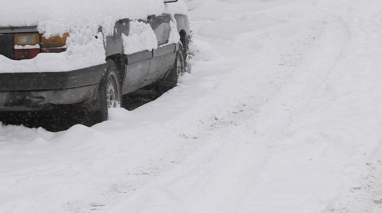 Воронежец умер в снегу возле автомобиля