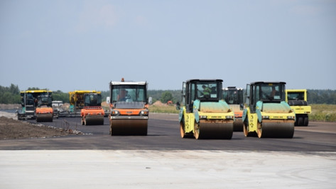 Реконструкцию перрона в воронежском аэропорту завершат к ноябрю