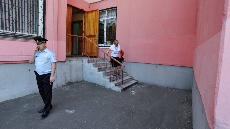 В Воронеже гимназию им. Платонова эвакуировали из-за угрозы взрыва