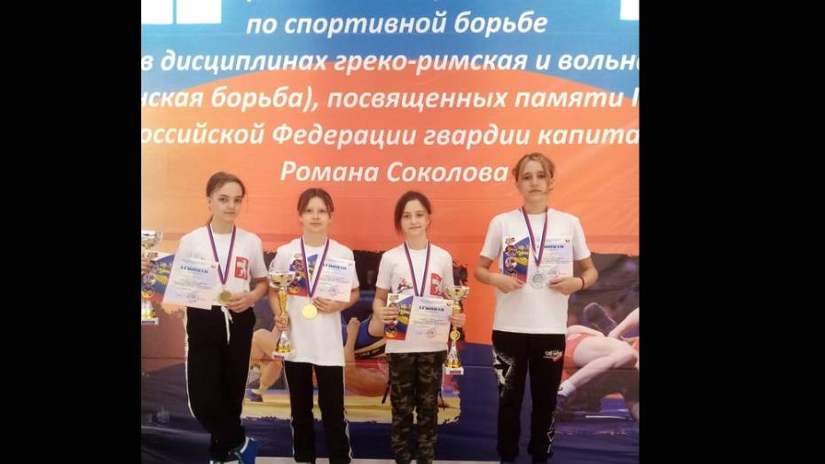 Эртильцы выиграли 3 «золота» на всероссийских соревнованиях по спортивной борьбе