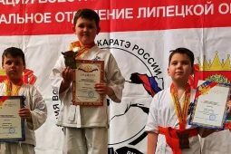 Семилукские каратисты завоевали 4 призовых места на межрегиональном турнире