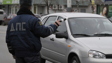 Воронежцам на 6 часов запретят парковаться возле сквера в Коминтерновском районе