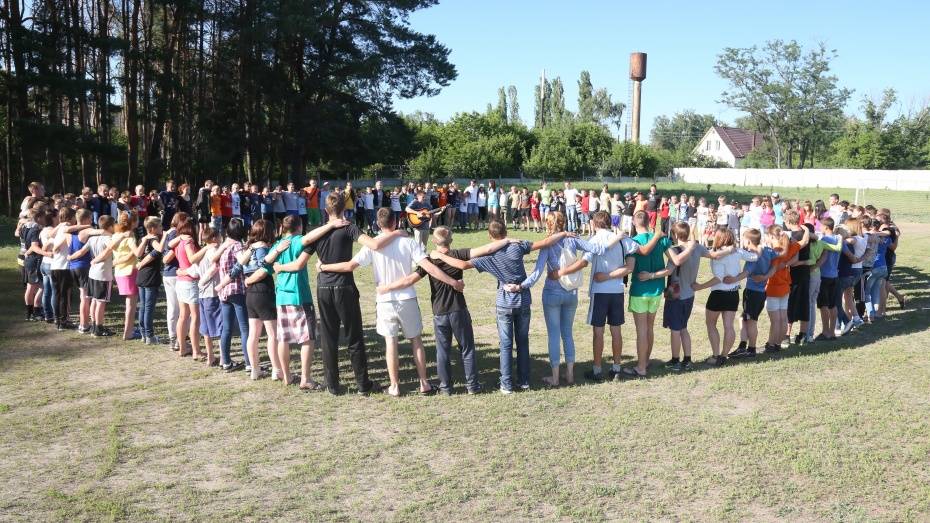 Более 76 тыс ребят из Воронежской области отдохнули летом в детских лагерях