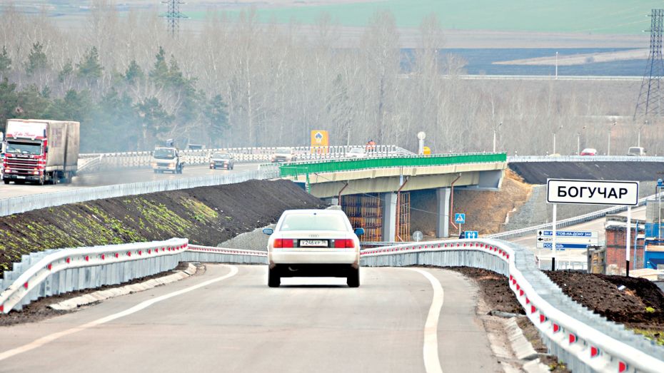 Более половины жителей Воронежской области довольны качеством дорог в регионе