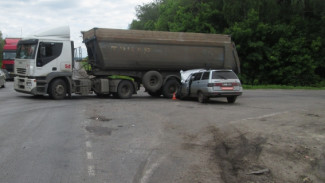 В Воронежской области в ДТП пострадала 17-летняя пассажирка «ВАЗа»