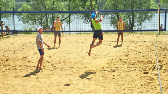 Бутурлиновские волейболисты стали бронзовыми призерами чемпионата ЦФО