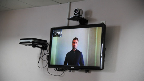 Суд в Воронеже ограничил срок чтения дела обвиняемому в махинациях с землей яблоневого сада