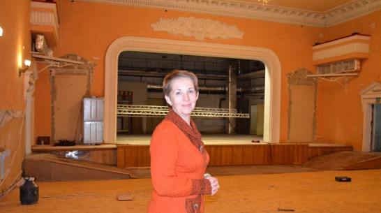В семилукском Дворце культуры начали капремонт концертного зала