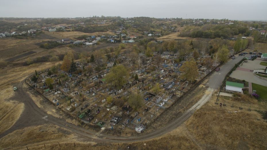 В Хохольском районе благоустроили старинное сельское кладбище