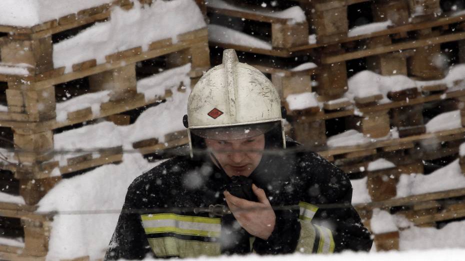 Три человека пострадали в выходные на пожарах в Воронежской области
