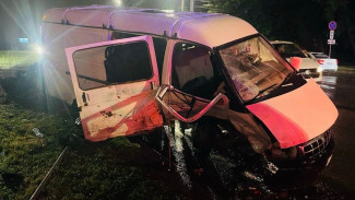 В Воронеже водитель «Газели» устроил ДТП с пятью пострадавшими и сбежал