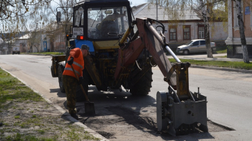 В Верхнемамонском районе на ремонт дорог местного значения потратят более 39 млн рублей