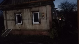 При пожаре в воронежском селе Купянка погибли 2 человека