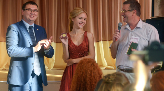 Ректор  Воронежского  ГАСУ  поздравил выпускников с успешным окончанием школы