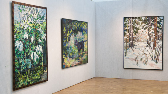 Художник Нателла Тоидзе показала воронежцам скульптуру цвета