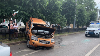 В Воронеже последствия ДТП с 6 автомобилями на Московском проспекте попали на видео