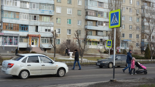 В Россоши «травматичные» пешеходные переходы оборудуют лежачими полицейскими