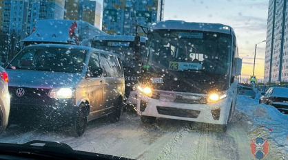 В Воронеже водитель городского автобуса выехал на встречку и получил штраф 7,5 тыс рублей