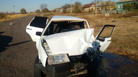 Водитель «девятки» погиб в ДТП в воронежском селе