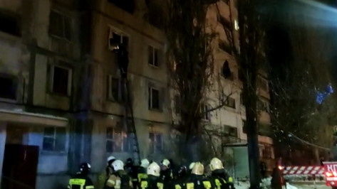 Эвакуированным после взрыва газа воронежцам предоставят гостиницу с 3-разовым питанием
