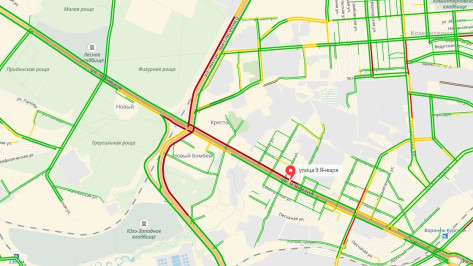 В Воронеже из-за неработающих светофоров на 9 Января образовались пробки на 4 участках