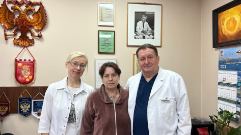 Воронежские врачи 8 часов спасали жизнь женщине с тяжелым осложнением инфаркта