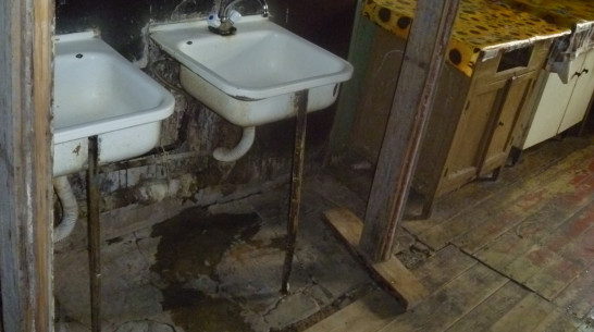 Аварийные дома на улице 9 Января в Воронеже начнут расселять в ближайшие три месяца