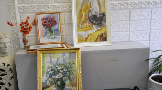 В Павловске откроется выставка женского творчества «Весенняя палитра»