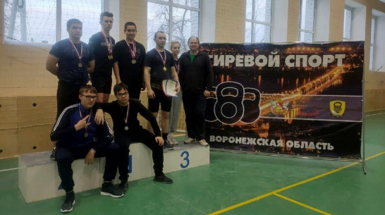 Борисоглебский гиревик выиграл «золото» на областных соревнованиях