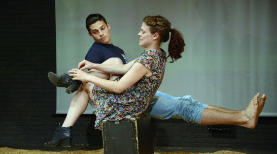 С литературного на театральный. Как студенты МХАТ показали мир Платонова языком драмы