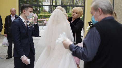 Число браков в Воронежской области уменьшилось в 2020 году