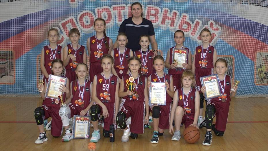 Баскетболистки из Борисоглебска завоевали «бронзу» открытого домашнего турнира