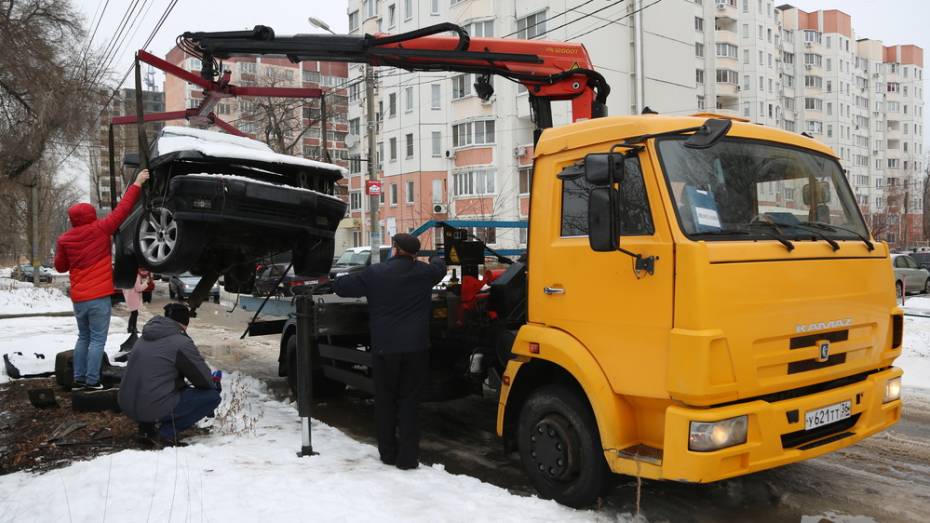 За 3 года в Воронеже нашли тысячу бесхозных автомобилей