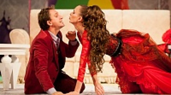 Актер и шоумен Оскар Кучера будет выбирать в Воронеже жену