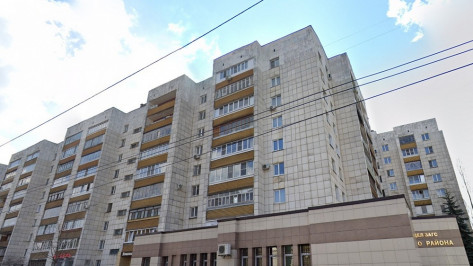 СК начал проверку по сообщению о 7-месячном отсутствии холодной воды в 9-этажке в Воронеже