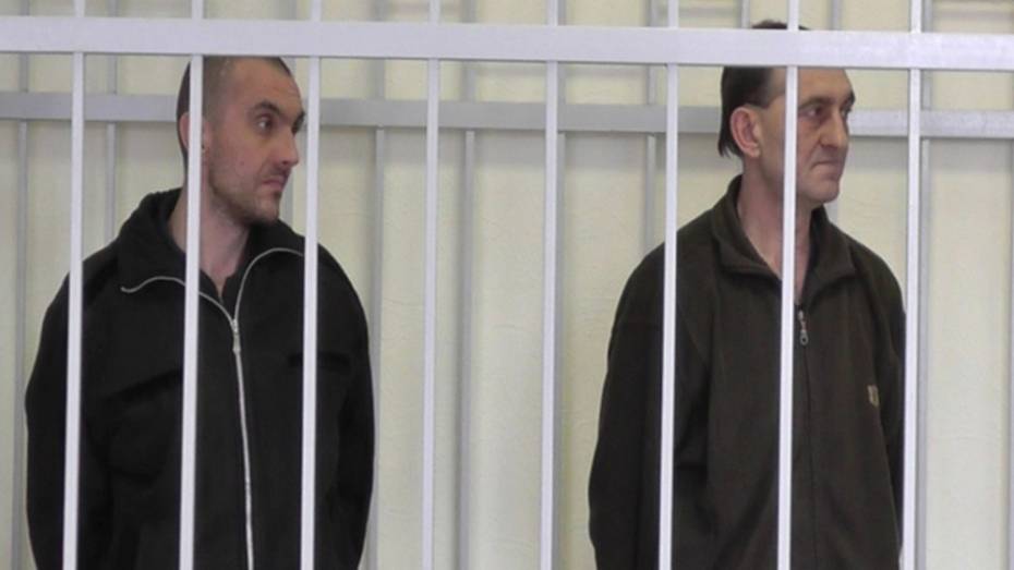 Братья-наркодельцы, которые почти год жили в землянке в Воронежской области, получили 16,5 лет тюрьмы