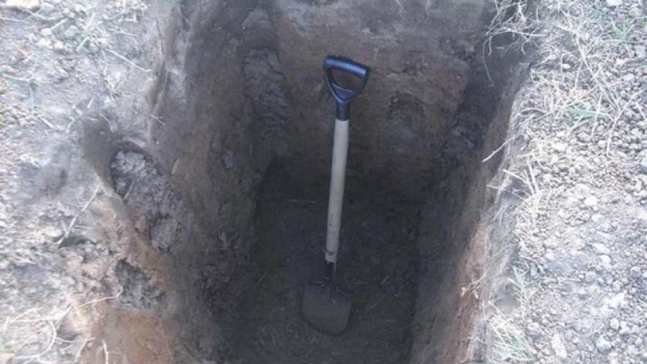 Жителя Панинского района убили и закопали во дворе собственного дома