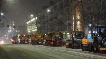 В Воронежской области к зимнему содержанию дорог привлекут технику сверх норматива