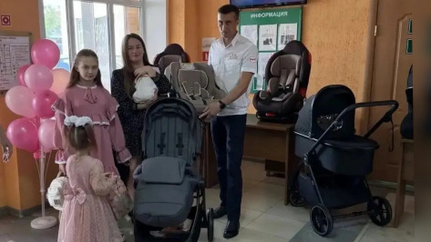 В Лисках открыли бесплатный пункт проката предметов первой необходимости для детей до двух лет