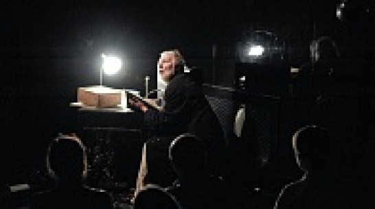 Литовский актер Юозас Будрайтис показал воронежцам моноспектакль о прошлом