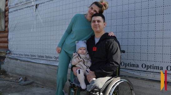 «Я не упал духом». 26-летний ветеран СВО Артем после тяжелого ранения женился и планирует получить новую профессию