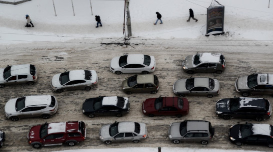 Жителям Воронежа предложили временно отказаться от личных автомобилей