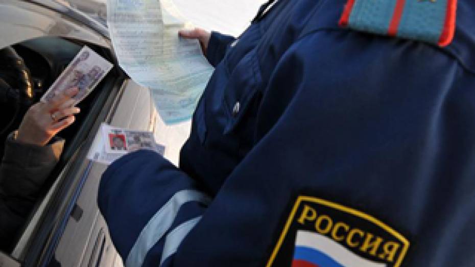 В Воронежской области  инспектор ГИБДД сядет на скамью подсудимых за получение  взятки