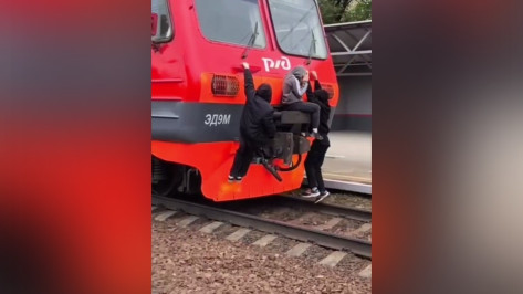 За опасные развлечения воронежских зацеперов к ответственности привлекли их учителей