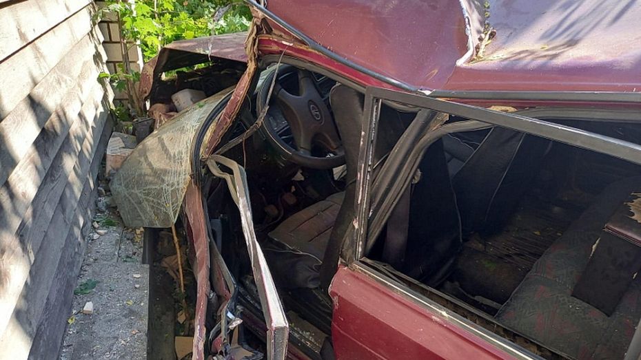Две несовершеннолетние пассажирки пострадали в ДТП с пьяным водителем под Воронежем